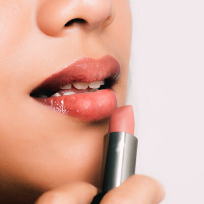 Mistakes to Avoid While Choosing and Applying Lipsticks
