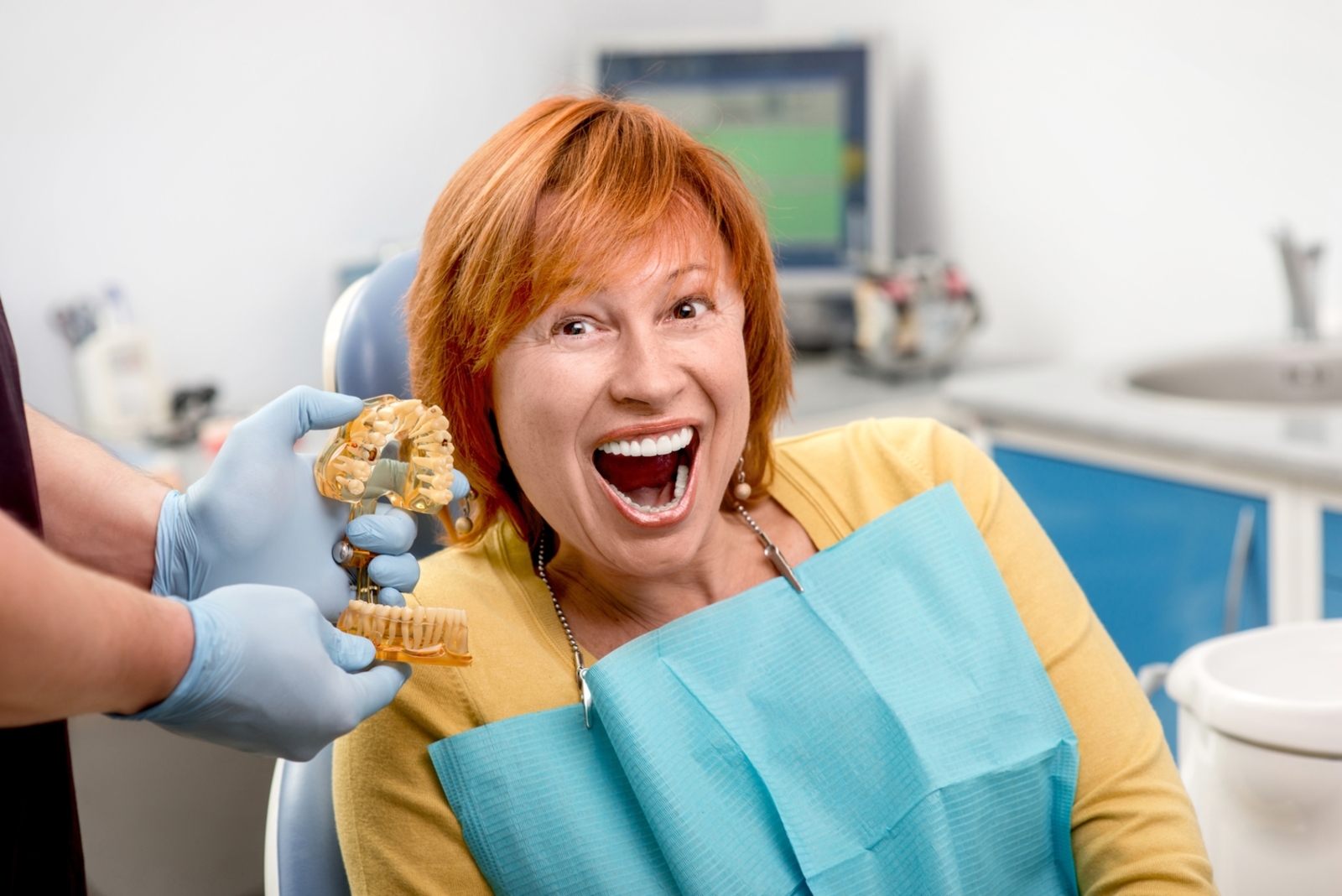 How To Get Affordable Dental Implants Using Government Grants